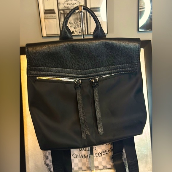 NWT Botkier Mini Bag-pack - Picture 1 of 12